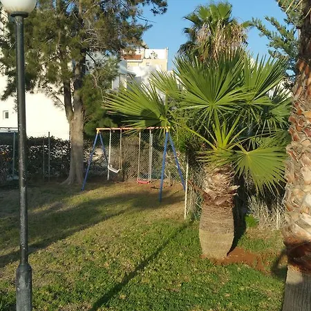 Апартаменты Marina Beach Apts Лимасол