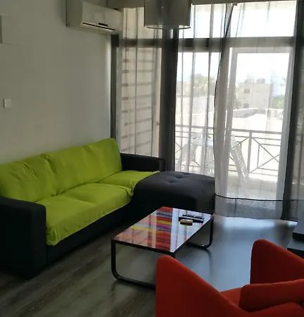 Marina Beach Apts * Limassol
